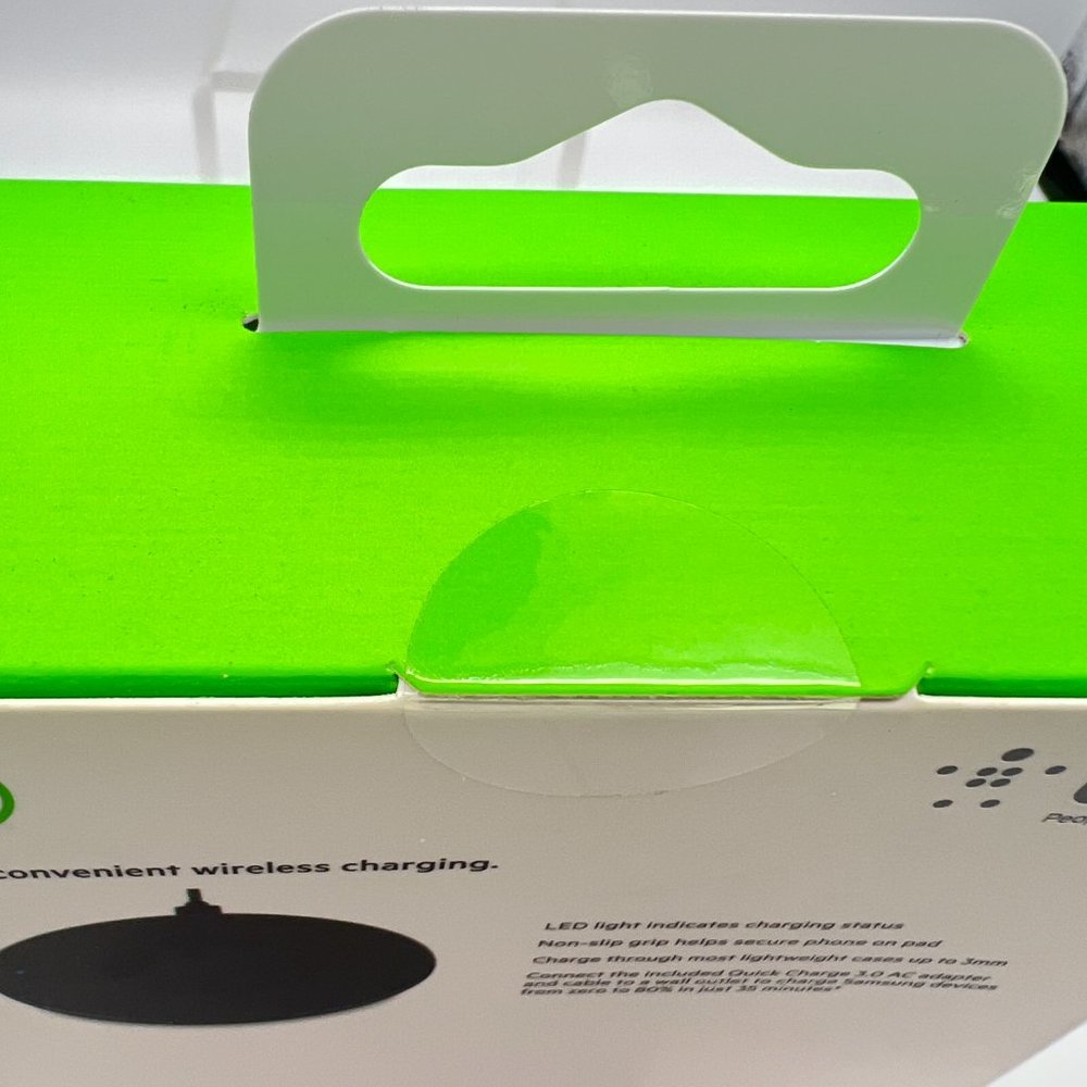 Belkin Boost Charge 10 Watt Wireless Qi Charging Charger Pad (F7UO85) NEW IN BOX - Picture 7 of 10